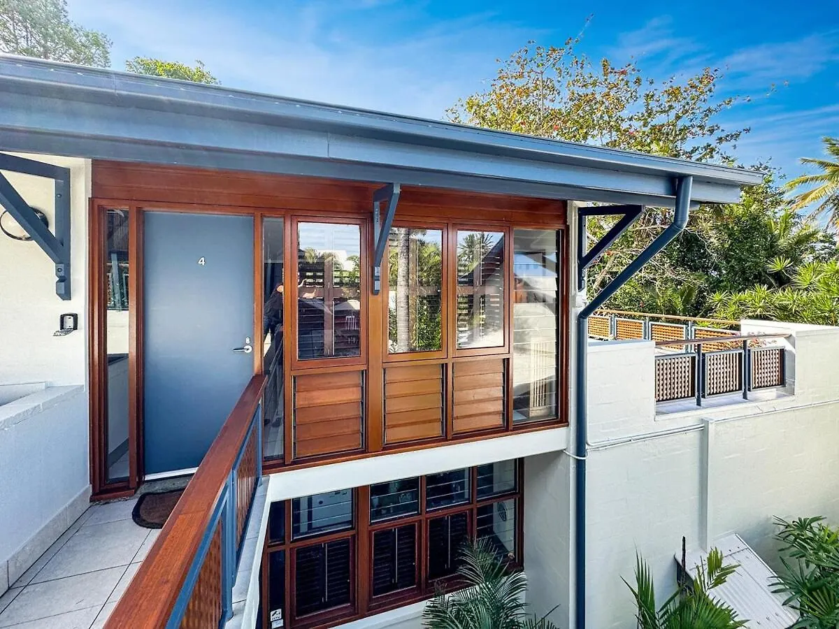 Wongalinga Beachfront Apt 4 Mission Beach Apartment