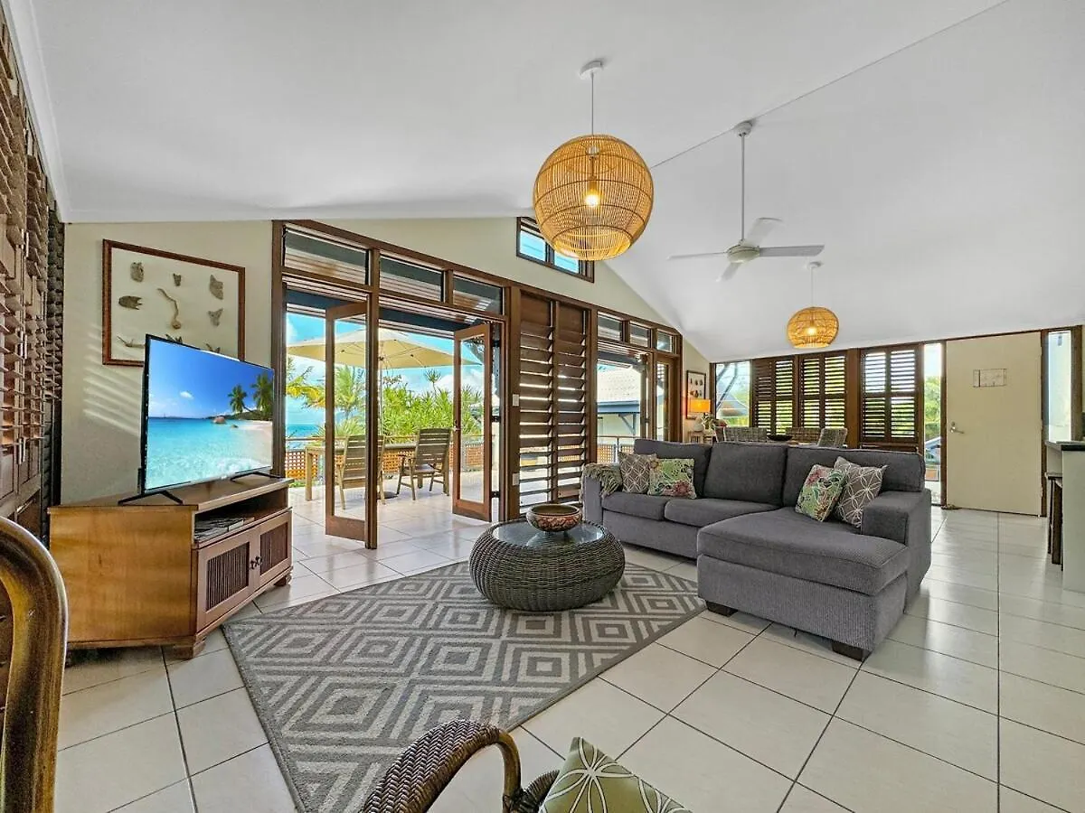 Wongalinga Beachfront Apt 4 Mission Beach